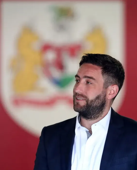 Framed Print : Bristol City FC: Lee Johnson Leads the Charge Against Barnsley in Sky Bet Championship Clash, 22nd April 2017