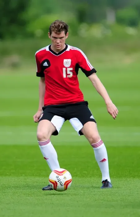 Framed Print : Bristol City FC: Luke Dobbie in Pre-Season Training (June 2013) Framed Print : Bristol City FC: Luke Dobbie in Pre-Season Training (June 2013)