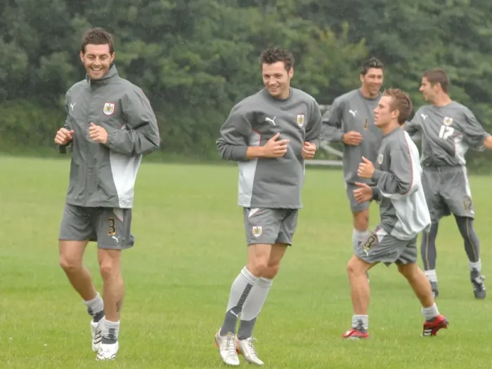 Framed Print : Bristol City FC: McAllister and Sproule in Training (07-08)