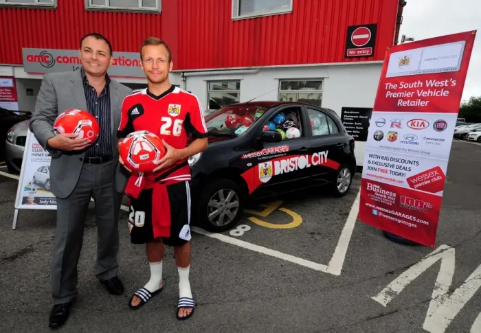 Framed Print : Bristol City FC Open Day: Wessex Garages and Jody Morris with Car Full of Footballs Framed Print : Bristol City FC Open Day: Wessex Garages and Jody Morris with Car Full of Footballs