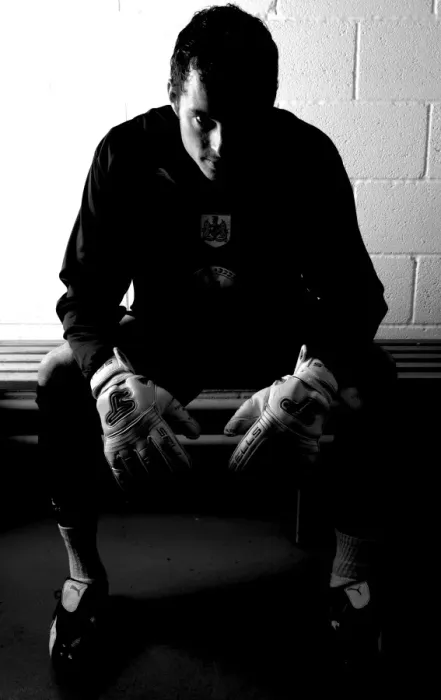Framed Print : Bristol City FC: Portrait of Chris Weale (08-09) Framed Print : Bristol City FC: Portrait of Chris Weale (08-09)