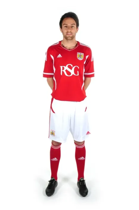 Framed Print : Bristol City FC: Revealing the New Kit for Season 11-12 Framed Print : Bristol City FC: Revealing the New Kit for Season 11-12