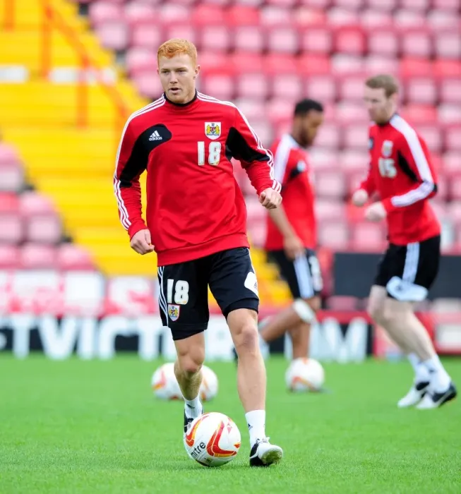 Framed Print : Bristol City FC: Ryan Taylor at Pre-Season Open Day, August 3, 2012 Framed Print : Bristol City FC: Ryan Taylor at Pre-Season Open Day, August 3, 2012