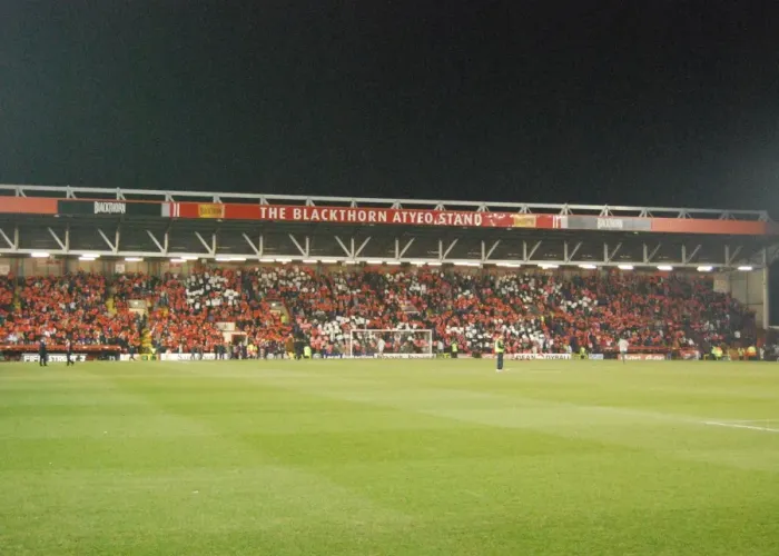 Framed Print : Bristol City FC: A Sea of Passionate Fans United Framed Print : Bristol City FC: A Sea of Passionate Fans United
