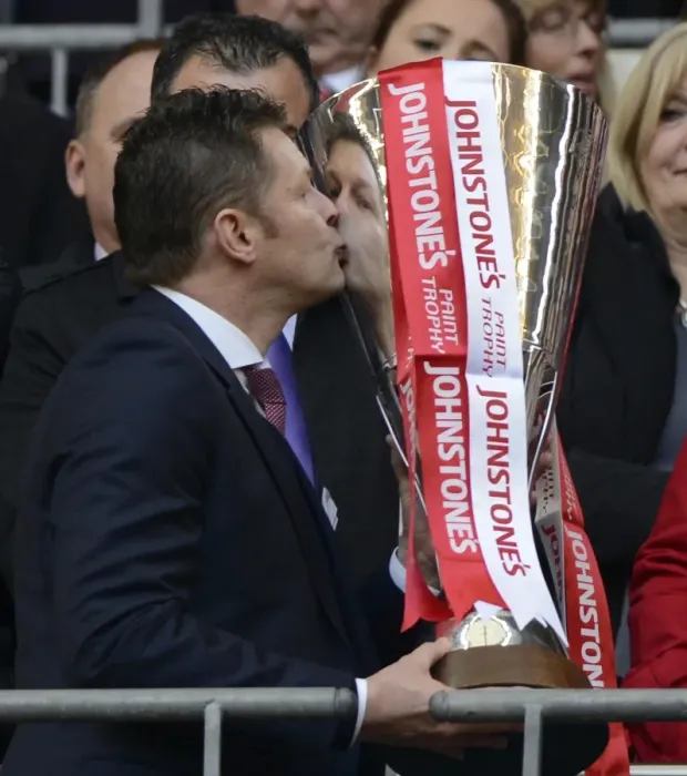 Framed Print : Bristol City FC: Steve Cotterill's Triumph in the Johnstone's Paint Trophy Framed Print : Bristol City FC: Steve Cotterill's Triumph in the Johnstone's Paint Trophy