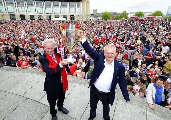 Bristol City FC: Steve Lansdown and Keith Dawe with the Sky Bet League One Trophy