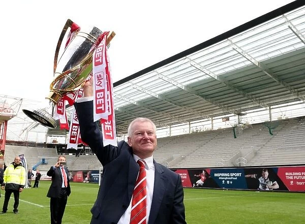 Bristol City FC: Steve Lansdown Lifts Sky Bet League One Trophy after Victory over Walsall