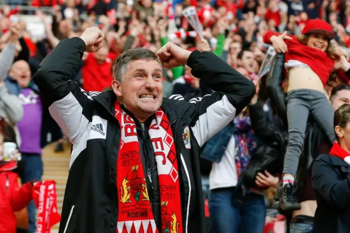 Framed Print : Bristol City FC: Thrilling Celebration After Scoring Second Goal in Johnstones Paint Trophy Final at Wembley Stadium