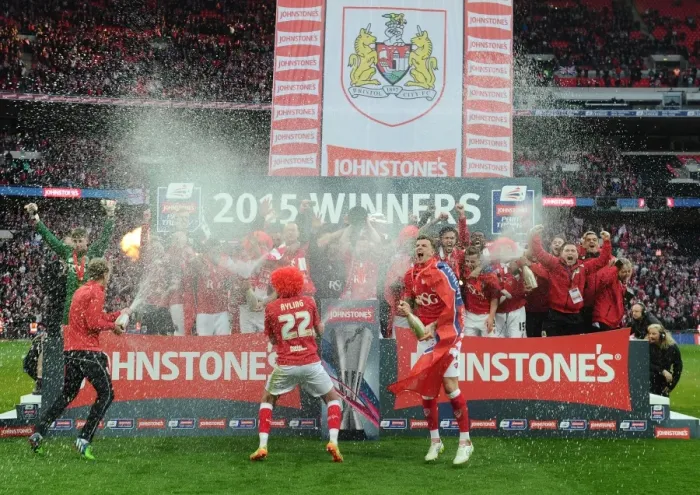Framed Print : Bristol City FC: Triumphant Celebration at Wembley after Johnstone Paint Trophy Victory Framed Print : Bristol City FC: Triumphant Celebration at Wembley after Johnstone Paint Trophy Victory