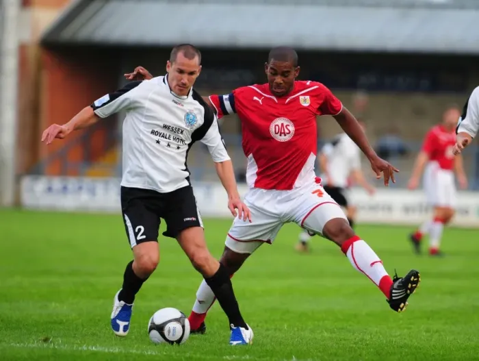 Framed Print : Bristol City FC vs Dorchester: Pre-Season Friendly (09-10) Framed Print : Bristol City FC vs Dorchester: Pre-Season Friendly (09-10)
