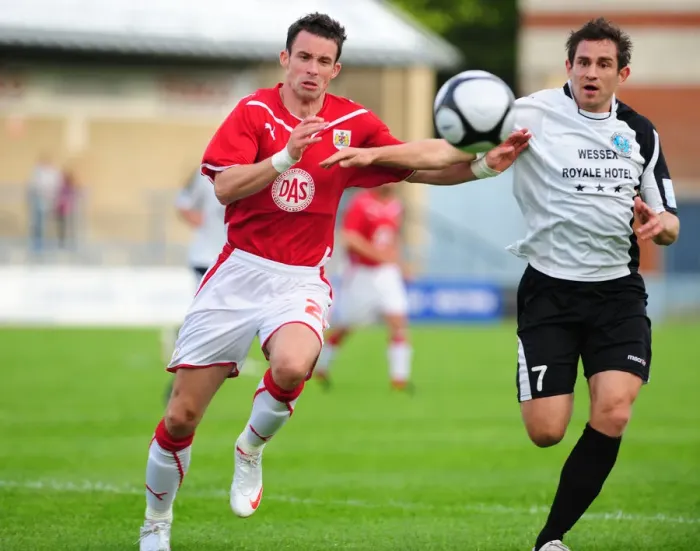 Framed Print : Bristol City FC vs Dorchester: Pre-Season Friendly (09-10) Framed Print : Bristol City FC vs Dorchester: Pre-Season Friendly (09-10)