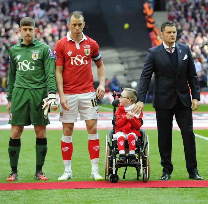 Framed Print : Bristol City FC at Wembley: Steve Cotterill, Aaron Wilbraham, Frank Fielding, and Oskar Pycroft in Johnstone's Paint Trophy Final Against Walsall Framed Print : Bristol City FC at Wembley: Steve Cotterill, Aaron Wilbraham, Frank Fielding, and Oskar Pycroft in Johnstone's Paint Trophy Final Against Walsall