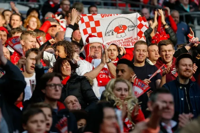 Framed Print : Bristol City FC's Glorious 2-0 Victory: A Sea of Celebrating Supporters at Wembley Stadium