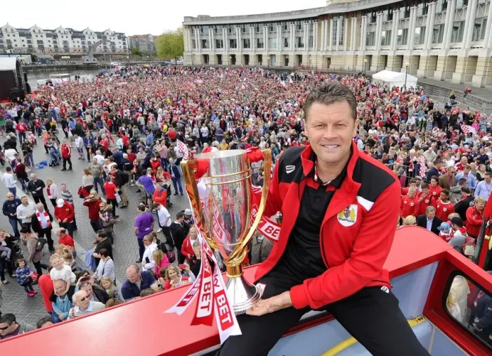 Framed Print : Bristol City FC's Glorious League One Victory: Thousands Celebrate with Steve Cotterill and the Sky Bet Trophy Framed Print : Bristol City FC's Glorious League One Victory: Thousands Celebrate with Steve Cotterill and the Sky Bet Trophy