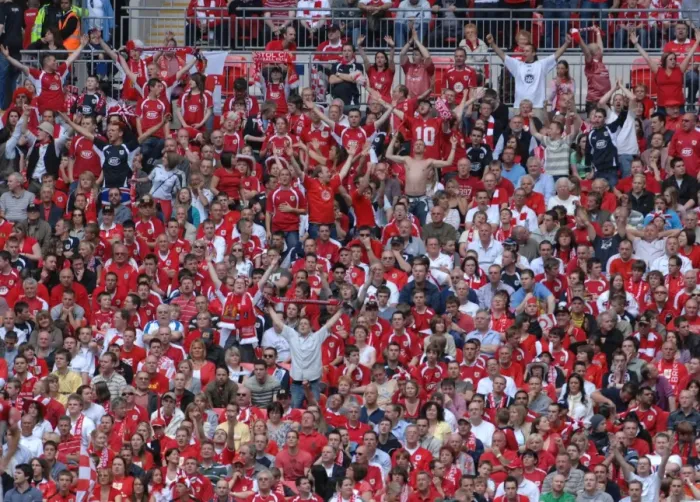 Framed Print : Bristol City FC's Play-Off Final Triumph: Season 07-08 - The Thrilling Moment of Victory