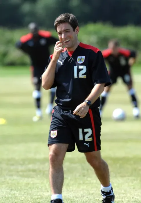 Framed Print : Bristol City First Team: 08-09 Pre-Season Training: Gearing Up for the New Season Framed Print : Bristol City First Team: 08-09 Pre-Season Training: Gearing Up for the New Season