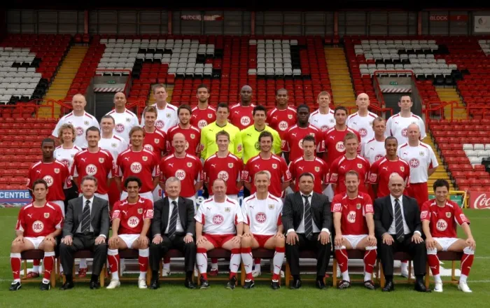 Framed Print : Bristol City First Team: 08-09 Season - Unified Team Photo