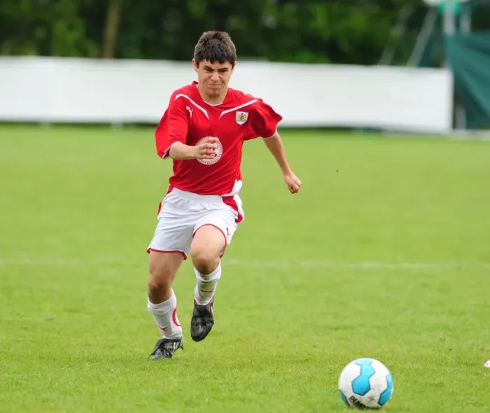 Framed Print : Bristol City First Team: 09-10 Academy Tournament - Season Highlights: A Look Back at the Successful Campaign Framed Print : Bristol City First Team: 09-10 Academy Tournament - Season Highlights: A Look Back at the Successful Campaign