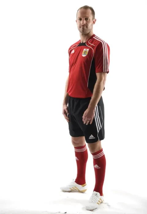 Framed Print : Bristol City First Team: 09-10 New Kit Reveal Framed Print : Bristol City First Team: 09-10 New Kit Reveal
