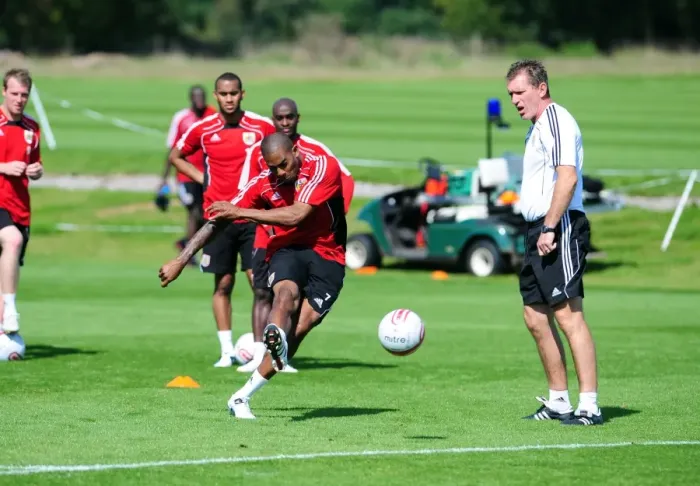 Framed Print : Bristol City First Team: 2010-11 Season Kick-Off Training (September 2, 2010) Framed Print : Bristol City First Team: 2010-11 Season Kick-Off Training (September 2, 2010)