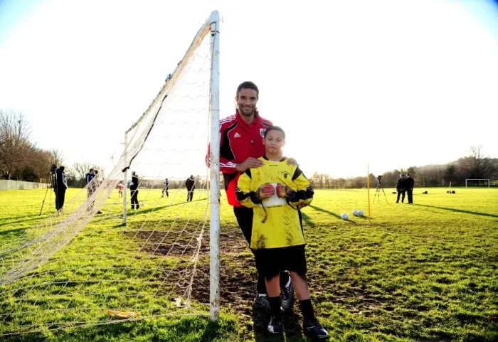 Framed Print : Bristol City First Team at Ashton Park School with David James - Season 10-11