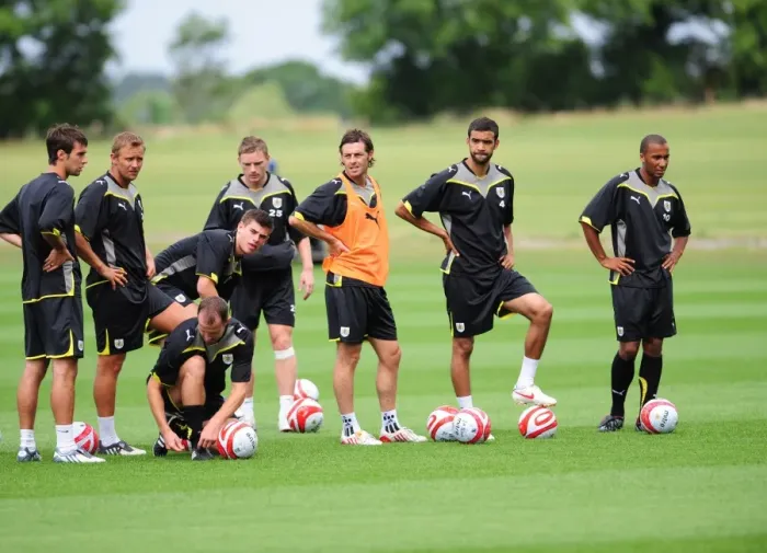 Framed Print : Bristol City First Team: Gearing Up for the 09-10 Season - Pre-Season Training Framed Print : Bristol City First Team: Gearing Up for the 09-10 Season - Pre-Season Training