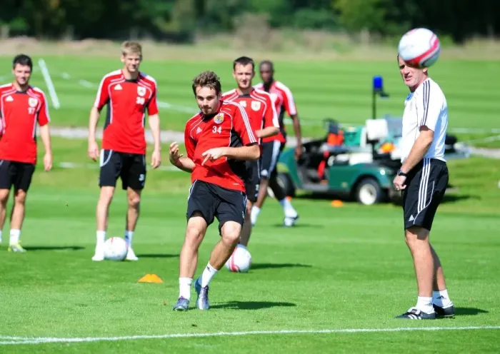 Framed Print : Bristol City First Team: Gearing Up for the 2010-11 Season - Training Session (September 2) Framed Print : Bristol City First Team: Gearing Up for the 2010-11 Season - Training Session (September 2)