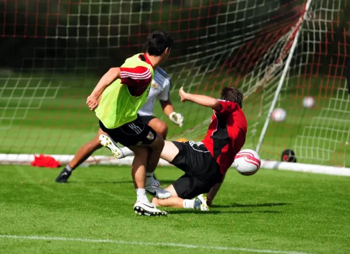 Framed Print : Bristol City First Team: Gearing Up for Season 10-11 - Training Session on September 9, 2010 Framed Print : Bristol City First Team: Gearing Up for Season 10-11 - Training Session on September 9, 2010