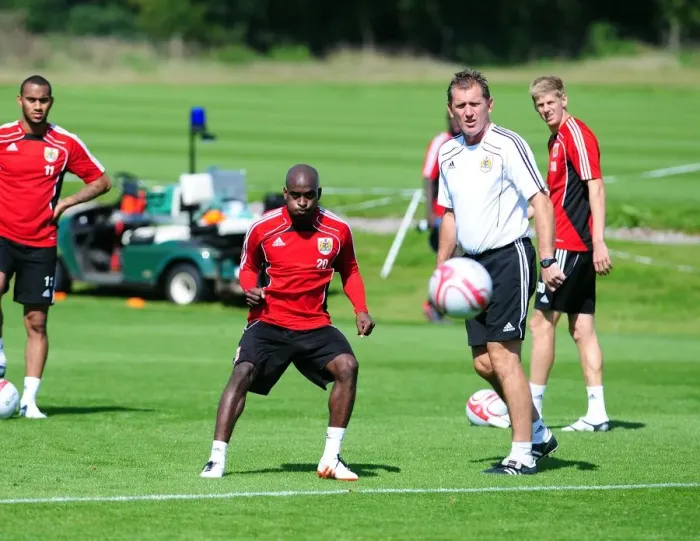 Framed Print : Bristol City First Team: Gearing Up for Season 10-11 - Training Sessions (September 2, 2010)