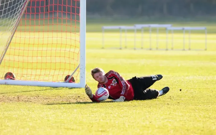 Framed Print : Bristol City First Team: January Training 20-01-11 - Gearing Up for Season 10-11