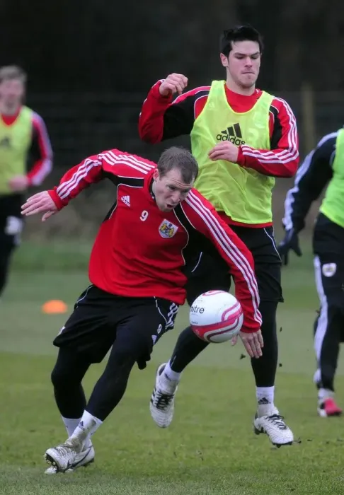 Framed Print : Bristol City First Team: Kicking Off Season 10-11 with Intense Training (January 13, 2011)