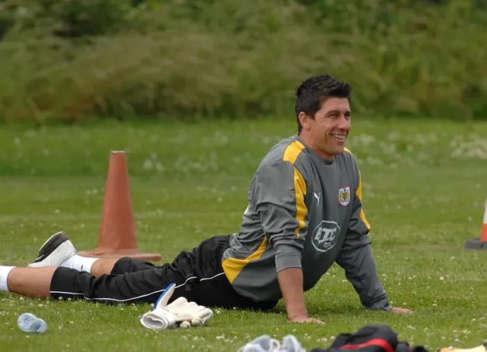 Framed Print : Bristol City First Team: Pre-Season Training 08-09 - Gearing Up for the New Season Framed Print : Bristol City First Team: Pre-Season Training 08-09 - Gearing Up for the New Season