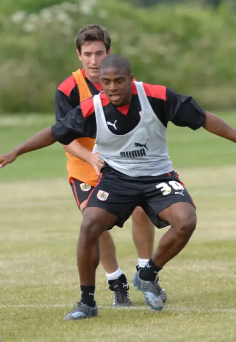 Framed Print : Bristol City First Team: Pre-Season Training 08-09 - Gearing Up for the New Season Framed Print : Bristol City First Team: Pre-Season Training 08-09 - Gearing Up for the New Season