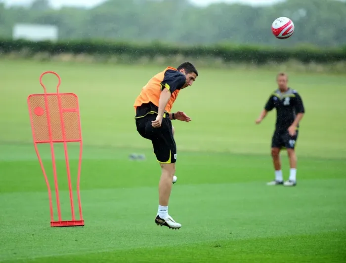 Framed Print : Bristol City First Team: Pre-Season Training 09-10 Framed Print : Bristol City First Team: Pre-Season Training 09-10