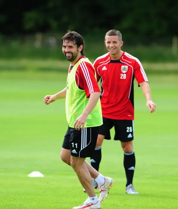 Framed Print : Bristol City First Team: Pre-Season Training 2010-11 - Gearing Up for the New Season Framed Print : Bristol City First Team: Pre-Season Training 2010-11 - Gearing Up for the New Season