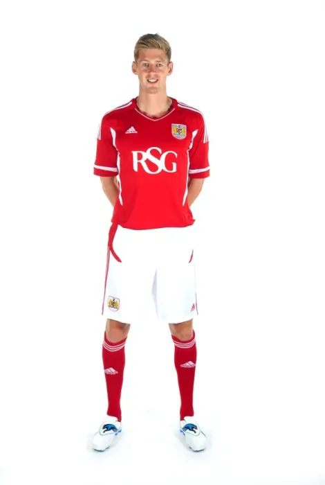 Framed Print : Bristol City First Team: Revealing the New Kits for Season 11-12 Framed Print : Bristol City First Team: Revealing the New Kits for Season 11-12