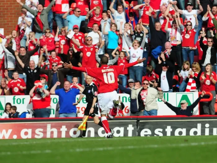 Framed Print : Bristol City First Team: Season 08-09: Bristol City V Cardiff City