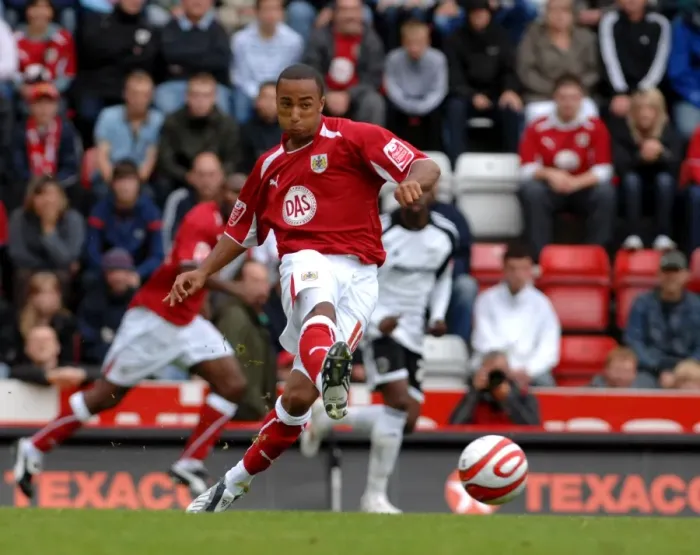 Framed Print : Bristol City First Team: Season 08-09: Bristol City V Derby County Framed Print : Bristol City First Team: Season 08-09: Bristol City V Derby County