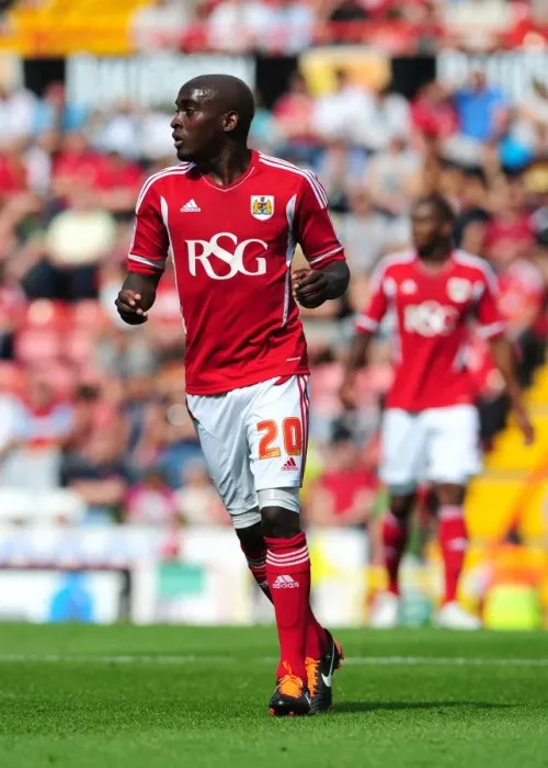 Framed Print : Bristol City First Team: Season 11-12: Bristol City v West Brom