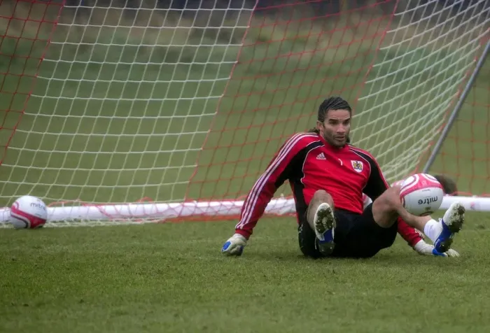 Framed Print : Bristol City First Team Training: January 13, 2011 - Season 10-11 Framed Print : Bristol City First Team Training: January 13, 2011 - Season 10-11
