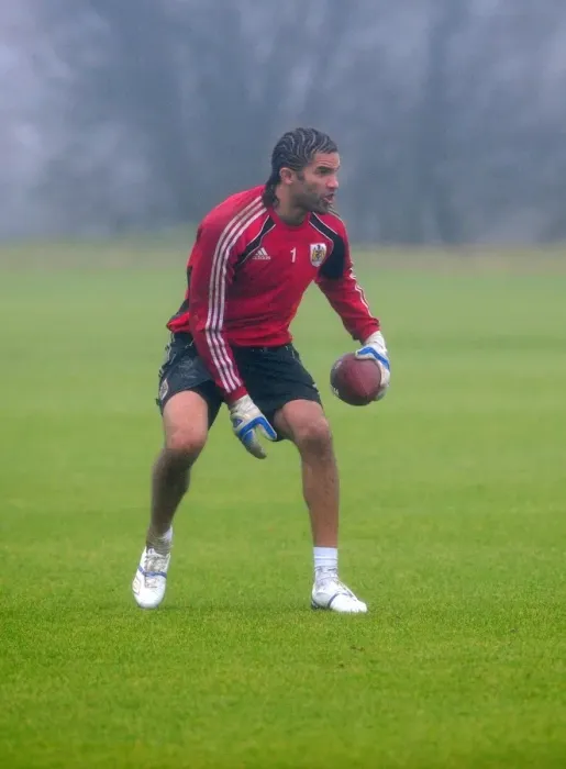 Framed Print : Bristol City First Team Training: January 13, 2011 - Season 10-11 Framed Print : Bristol City First Team Training: January 13, 2011 - Season 10-11