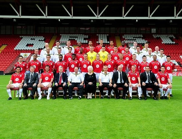 Bristol City First Team: Unified Squad Photo - 09-10 Season