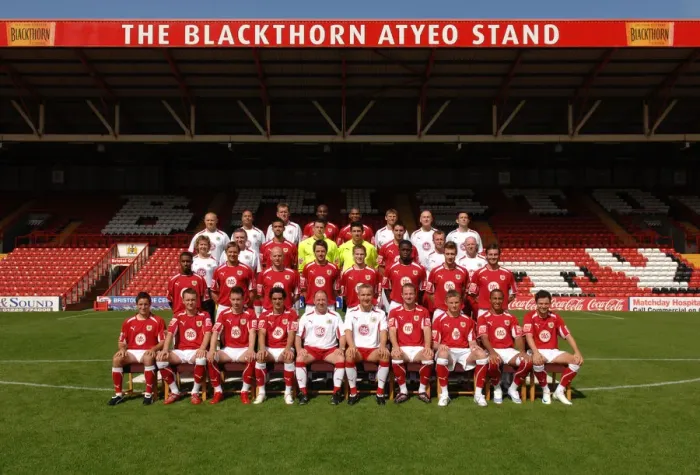 Framed Print : Bristol City First Team: United 08-09 Season Framed Print : Bristol City First Team: United 08-09 Season