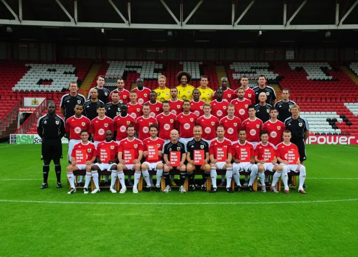Framed Print : Bristol City First Team: United in Blue - 10-11 Season Framed Print : Bristol City First Team: United in Blue - 10-11 Season