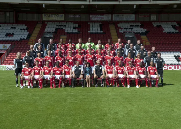 Framed Print : Bristol City First Team: United in Blue (2011-2012) - Season 11-12 Team Photo