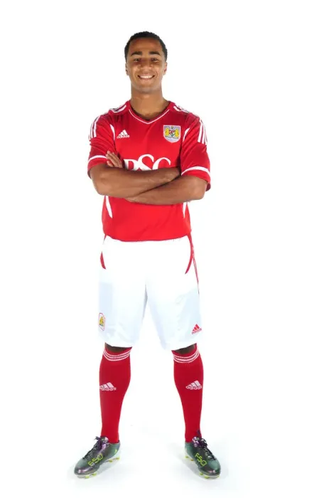 Framed Print : Bristol City First Team: Unveiling Their Elegant New Kits for Season 11-12