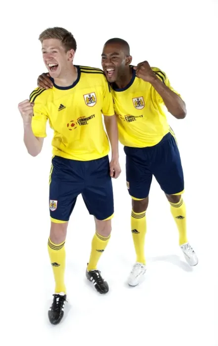Framed Print : Bristol City First Team: Unveiling the New Kits for Season 11-12 Framed Print : Bristol City First Team: Unveiling the New Kits for Season 11-12