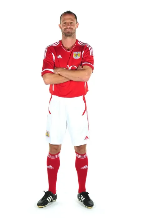 Framed Print : Bristol City First Team: Unveiling the New Kits for Season 11-12 Framed Print : Bristol City First Team: Unveiling the New Kits for Season 11-12