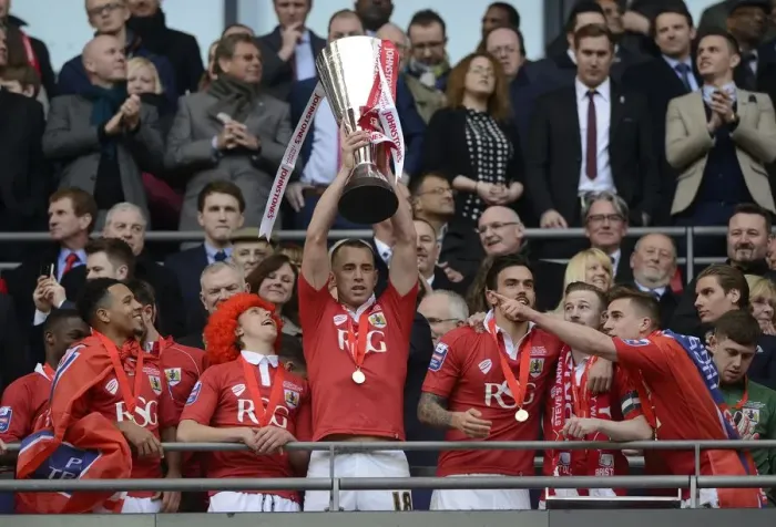 Framed Print : Bristol City Football Club: Aaron Wilbraham's Triumphant Lift of the Johnstone's Paint Trophy at Wembley Stadium (Bristol City v Walsall, JPT Final) Framed Print : Bristol City Football Club: Aaron Wilbraham's Triumphant Lift of the Johnstone's Paint Trophy at Wembley Stadium (Bristol City v Walsall, JPT Final)