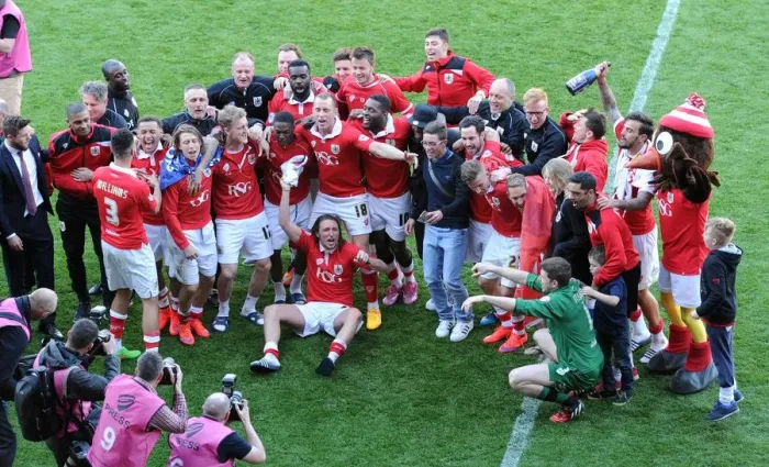 Framed Print : Bristol City Football Club: Triumphant Celebrations at Ashton Gate after Securing Victory over Coventry City (18 / 04 / 2015) Framed Print : Bristol City Football Club: Triumphant Celebrations at Ashton Gate after Securing Victory over Coventry City (18 / 04 / 2015)